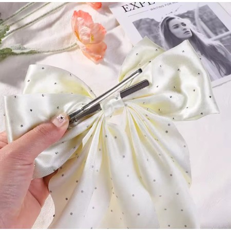 Cintas grandes de pelo en Satén con diamantes , lleva clip de enganche